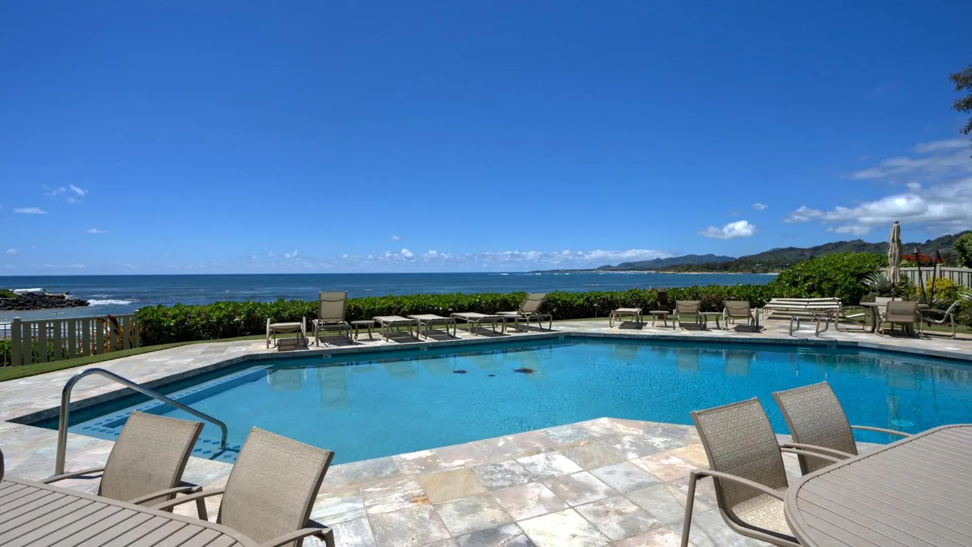 Premier Oceanfront At Lanikai 123 A Spacious 2 Bedroom Kapa'a United States